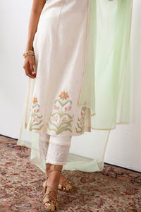 Ivory and Green Kurta Set in Silk Chanderi