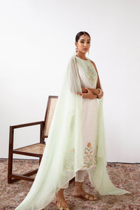 Ivory and Green Kurta Set in Silk Chanderi