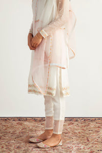 White Kurta Set in Silk Organza