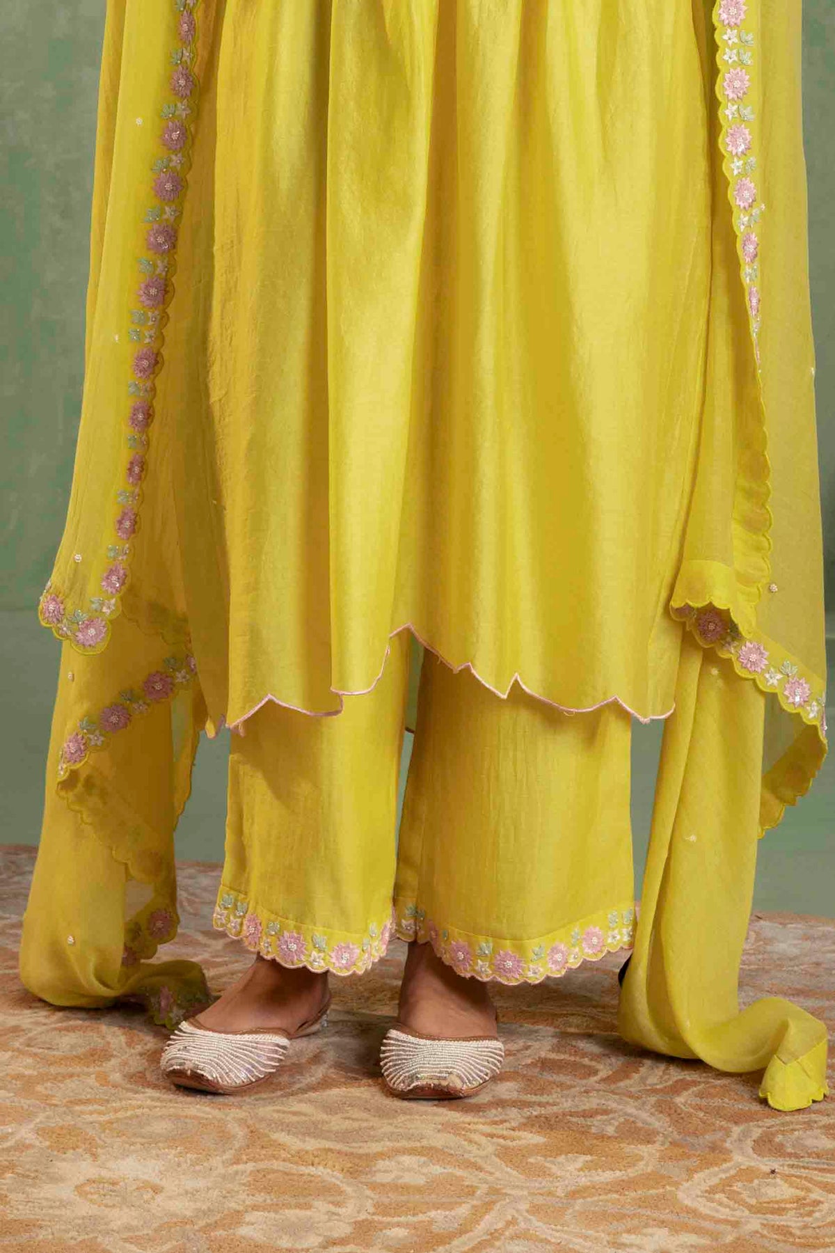 Kesar Kurta Set